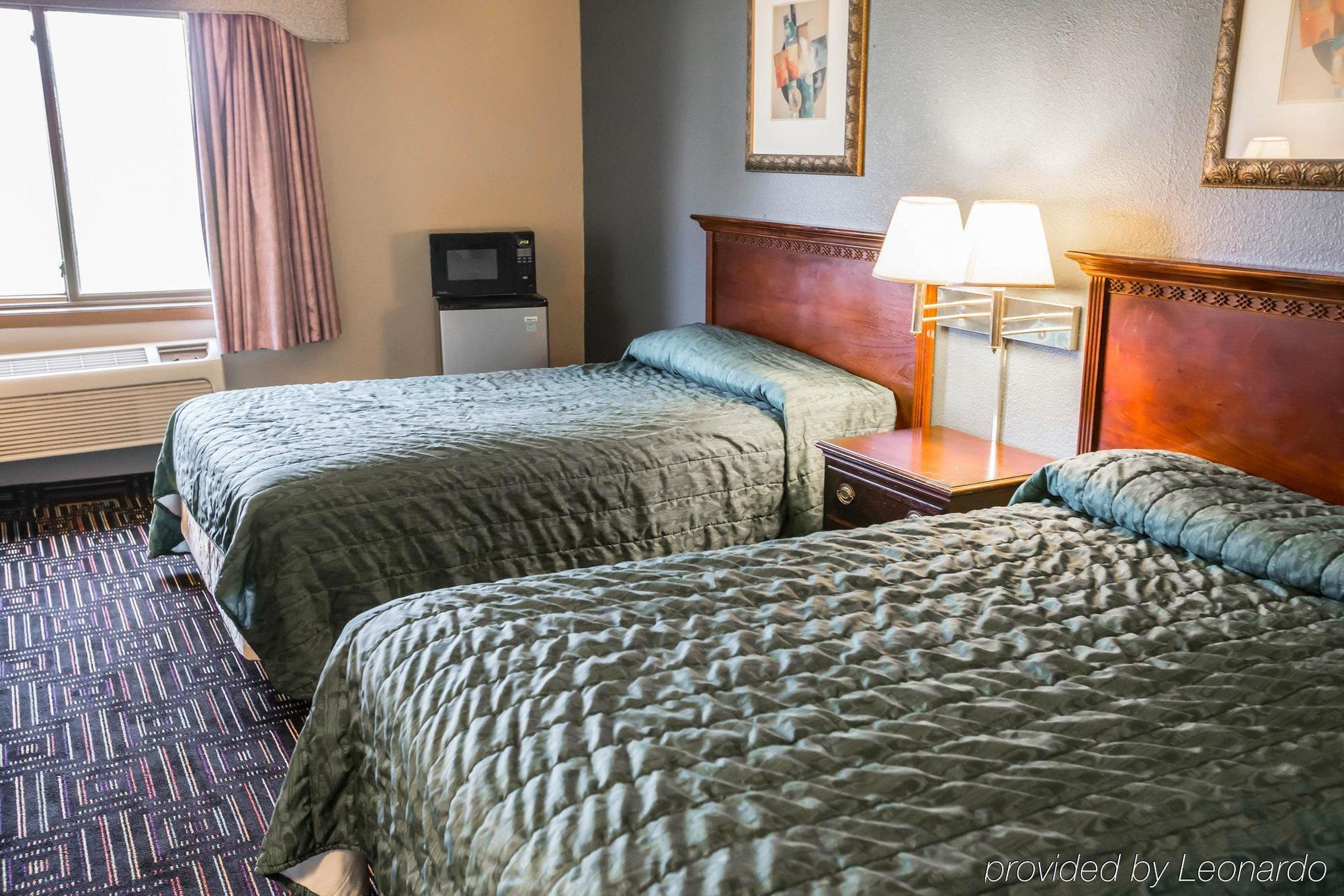 Baymont By Wyndham Joliet Otel Dış mekan fotoğraf